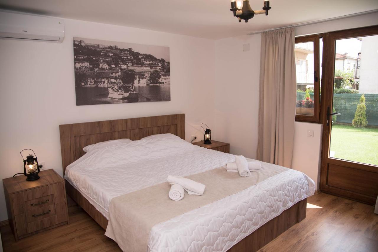 Guest House La Baja โอครีด ภายนอก รูปภาพ