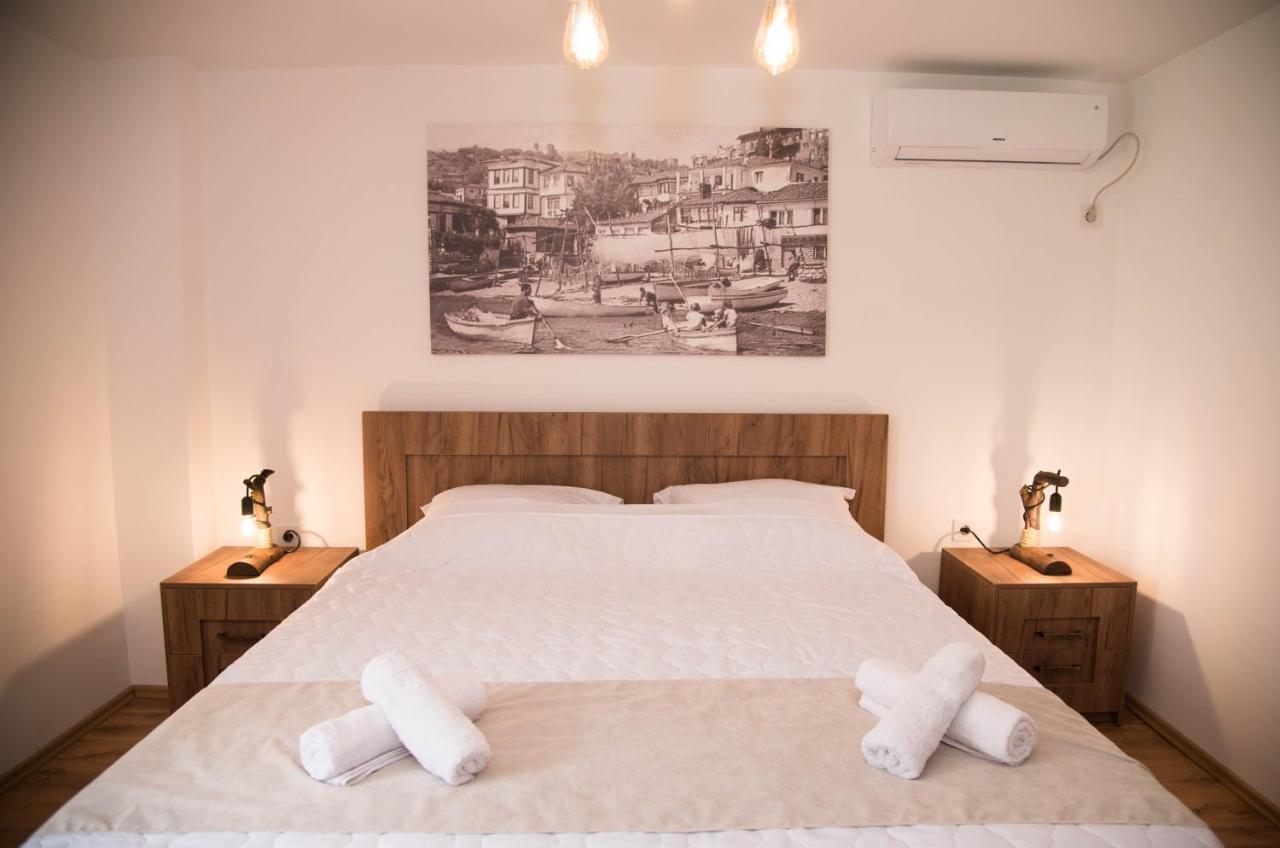 Guest House La Baja โอครีด ภายนอก รูปภาพ
